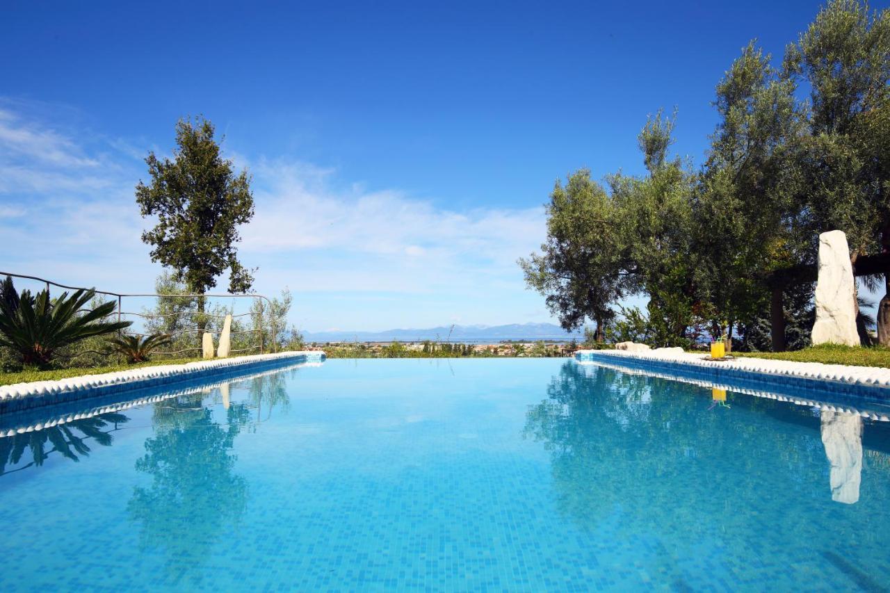 Apolpaina Alea Resort Villas מראה חיצוני תמונה