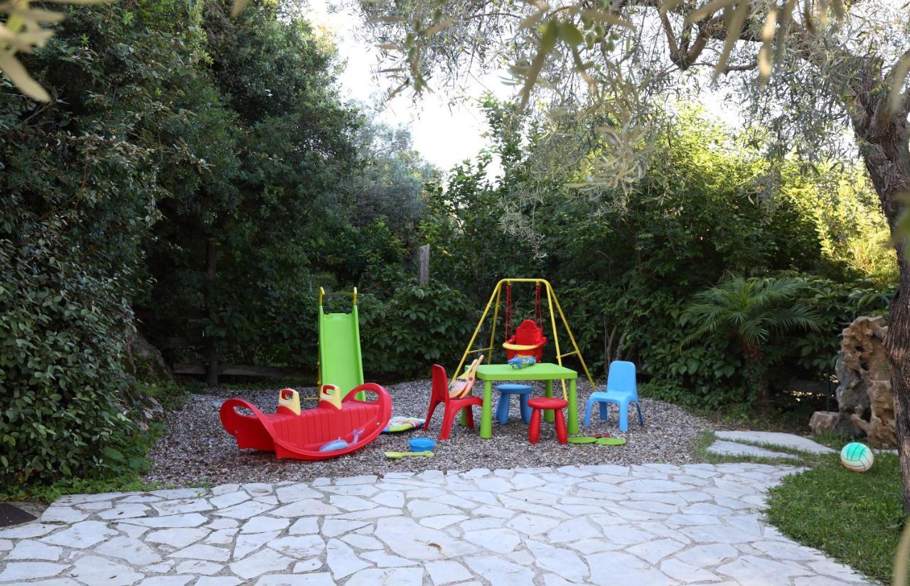 Apolpaina Alea Resort Villas מראה חיצוני תמונה